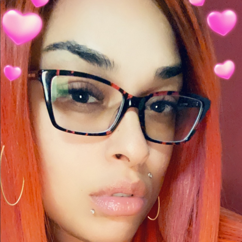 Meet your Posher, Krystal